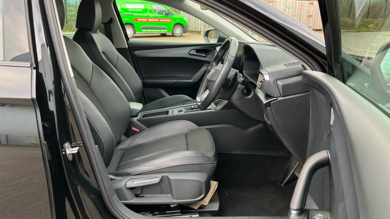 CUPRA Leon 1.5 eTSI V1 5dr DSG Petrol Estate